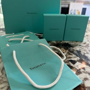 Tiffany’s boxes, pouches and bags